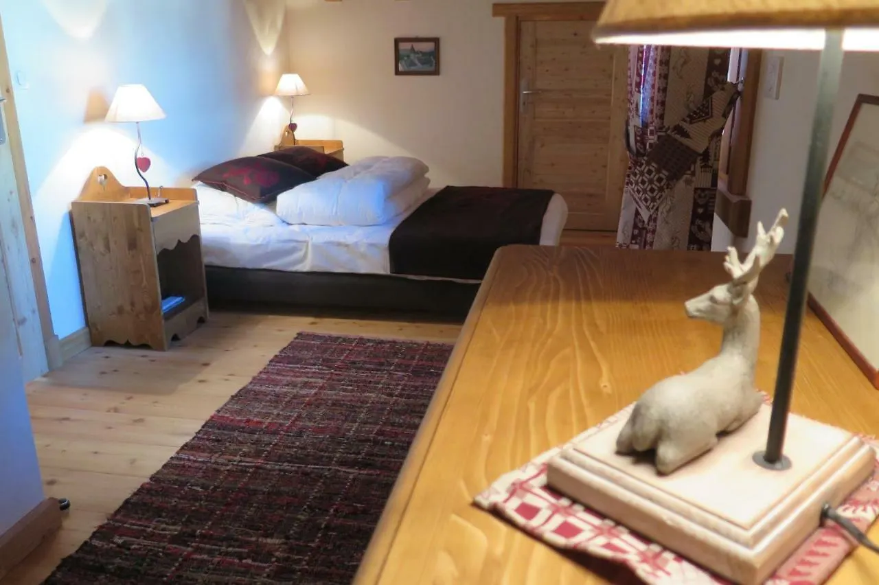 Les Chalets Du Chaberton, Pied De Pistes Et Spa Montgenevre 0*,  France