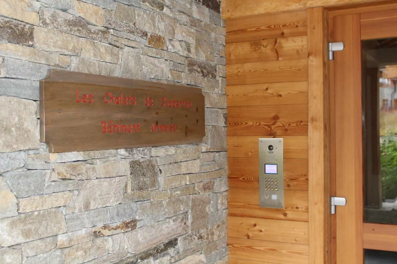 Les Chalets Du Chaberton, Pied De Pistes Et Spa Montgenevre Apartment